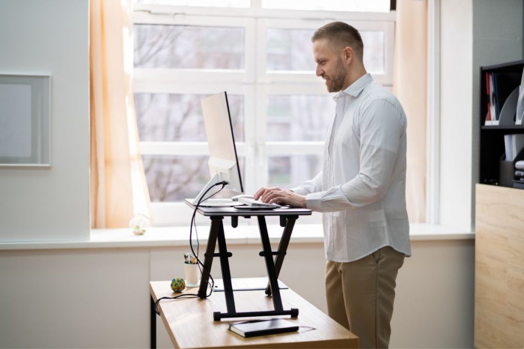 espace de travail surélevé